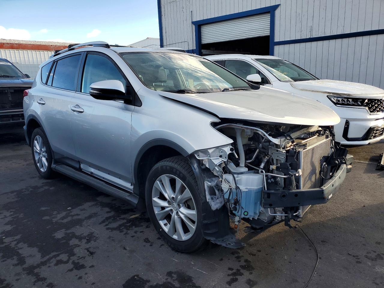 2015 TOYOTA RAV4 LIMITED photo 10