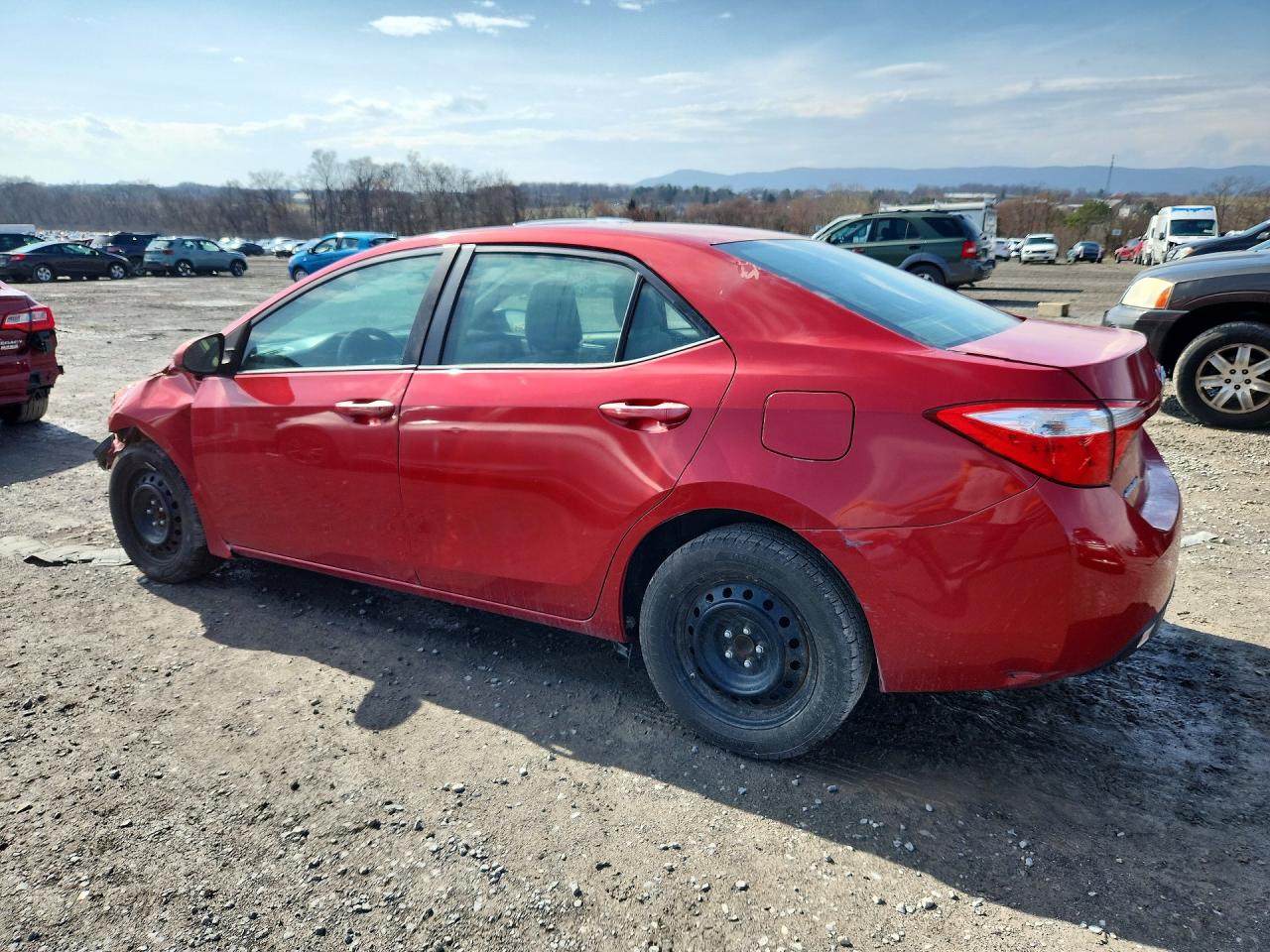 2015 TOYOTA COROLLA LE photo 3