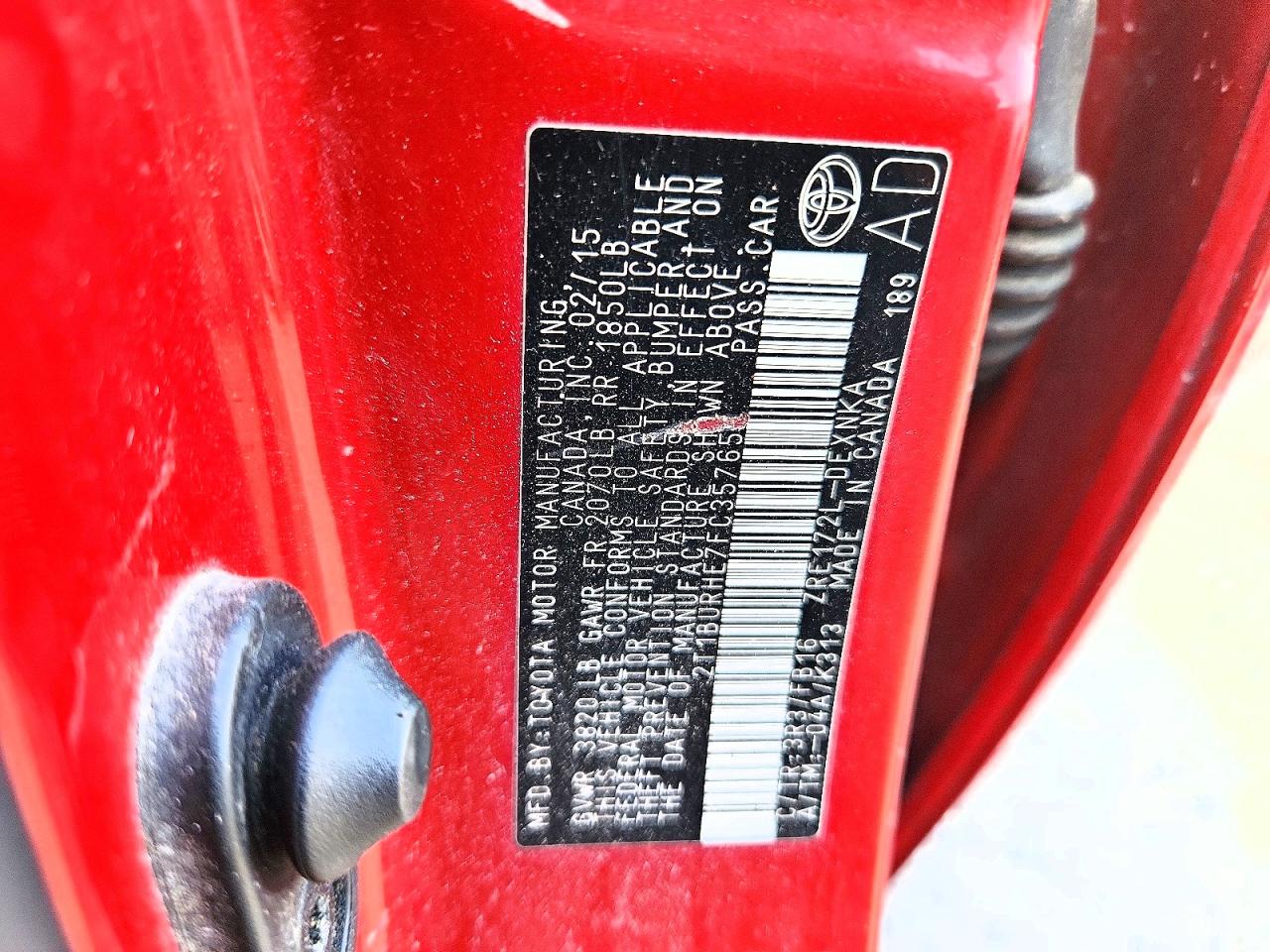 2015 TOYOTA COROLLA LE photo 23