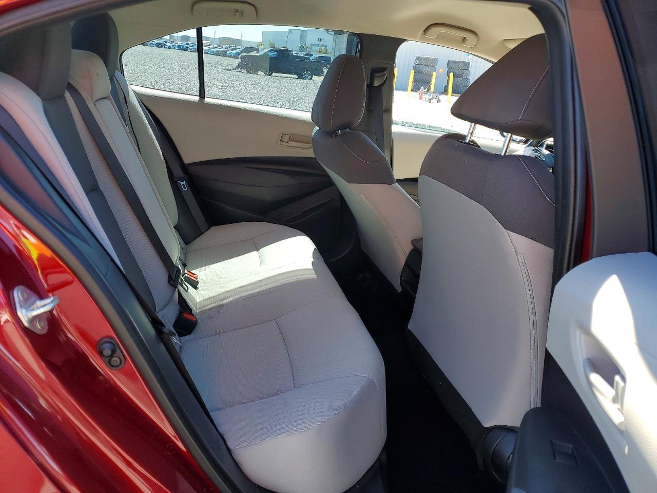 2022 TOYOTA COROLLA LE photo 19
