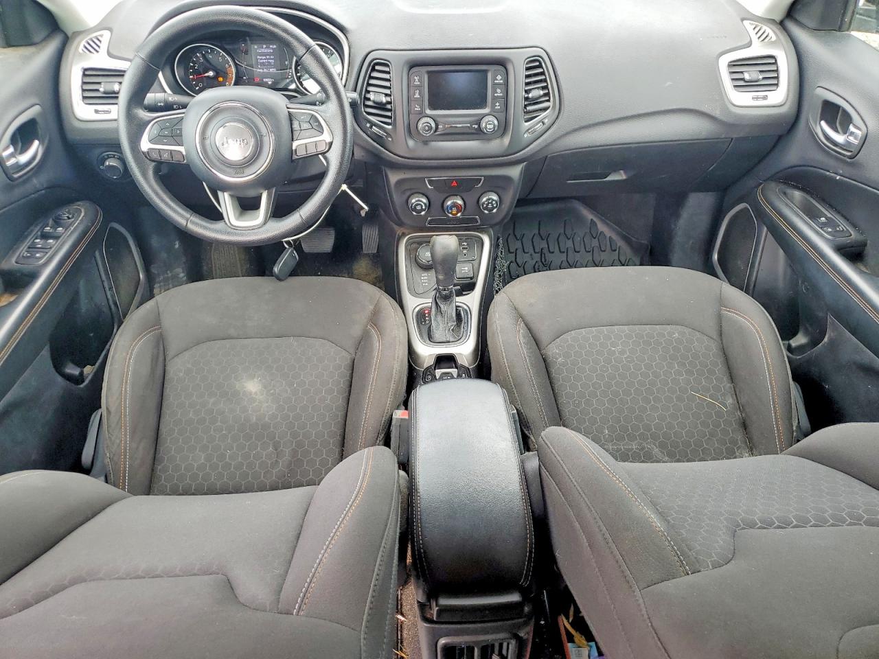 2017 JEEP COMPASS SPORT photo 8