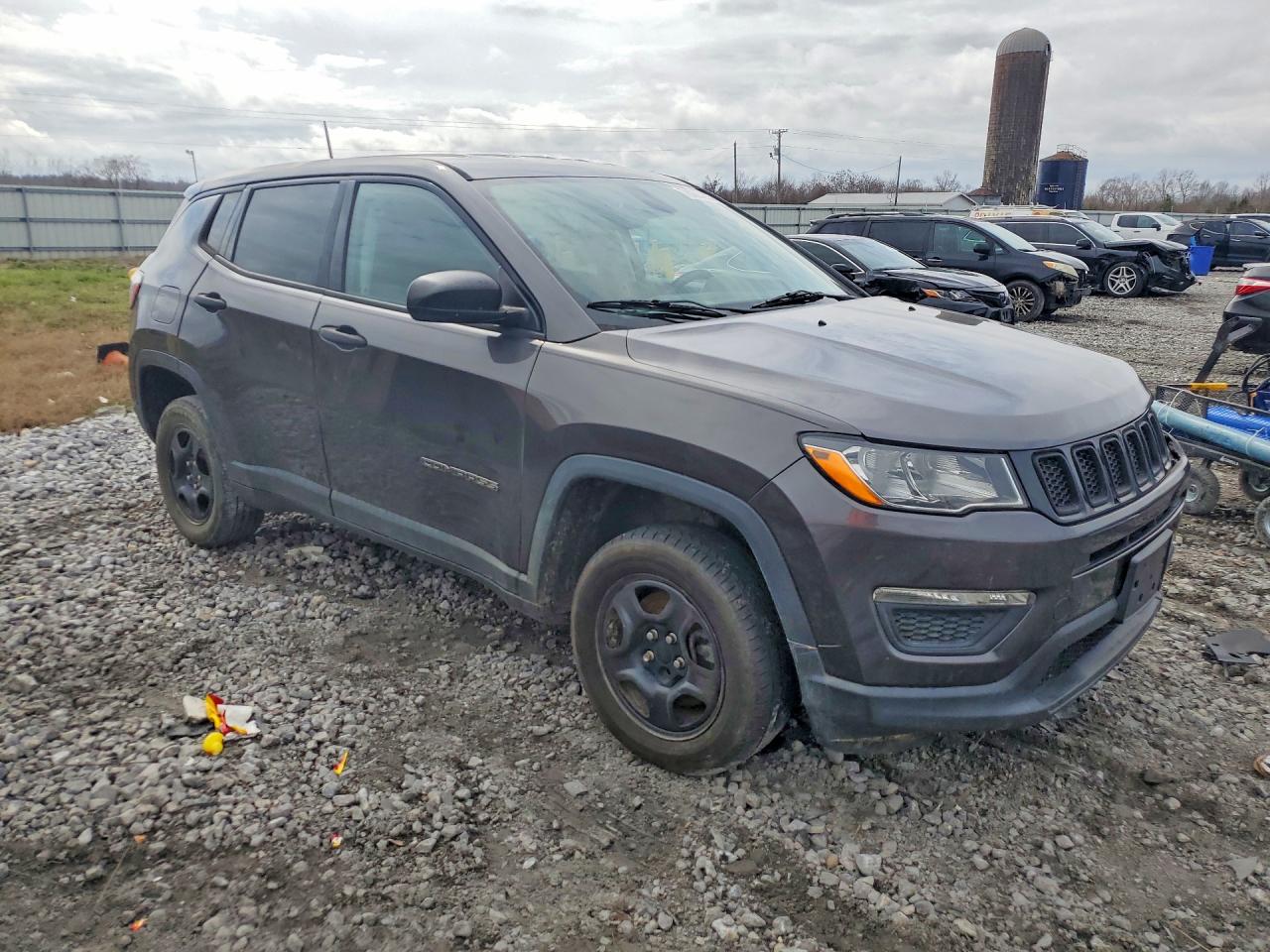2017 JEEP COMPASS SPORT photo 4