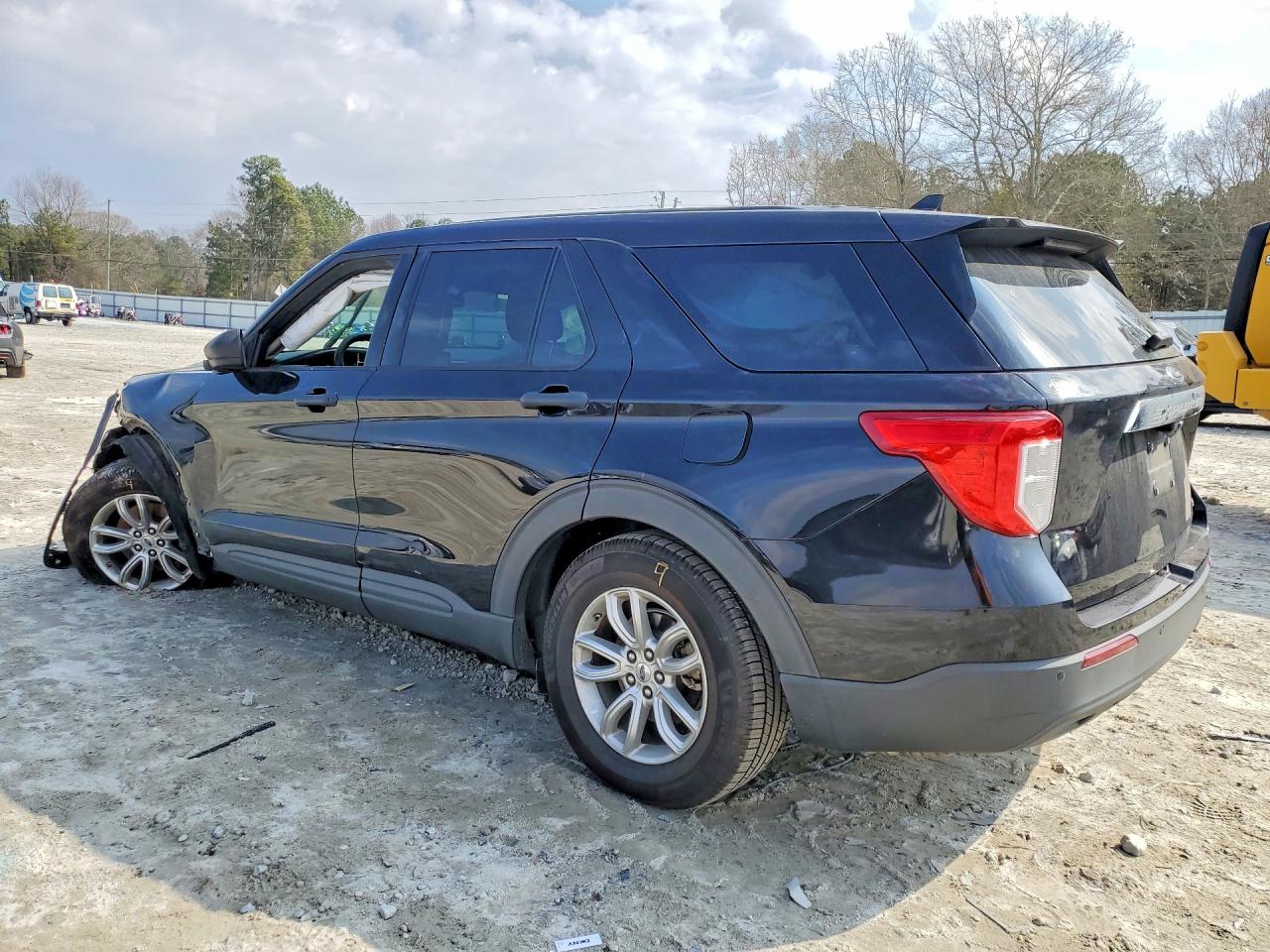 2020 FORD EXPLORER photo 3