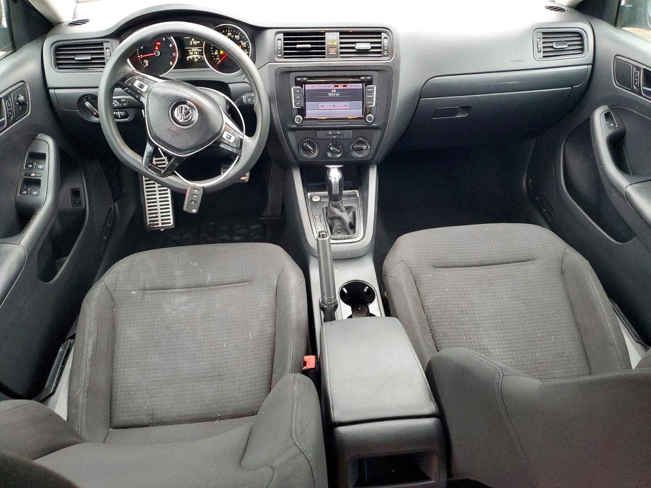 2015 VOLKSWAGEN JETTA BASE photo 8