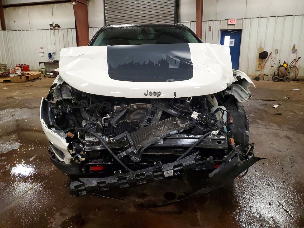 2019 JEEP COMPASS TRAILHAWK photo 13