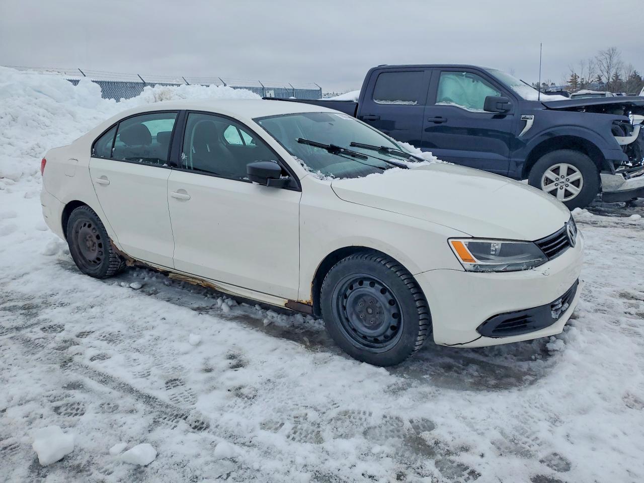2012 VOLKSWAGEN JETTA BASE photo 4