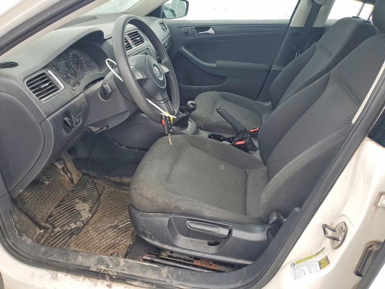 2012 VOLKSWAGEN JETTA BASE photo 7