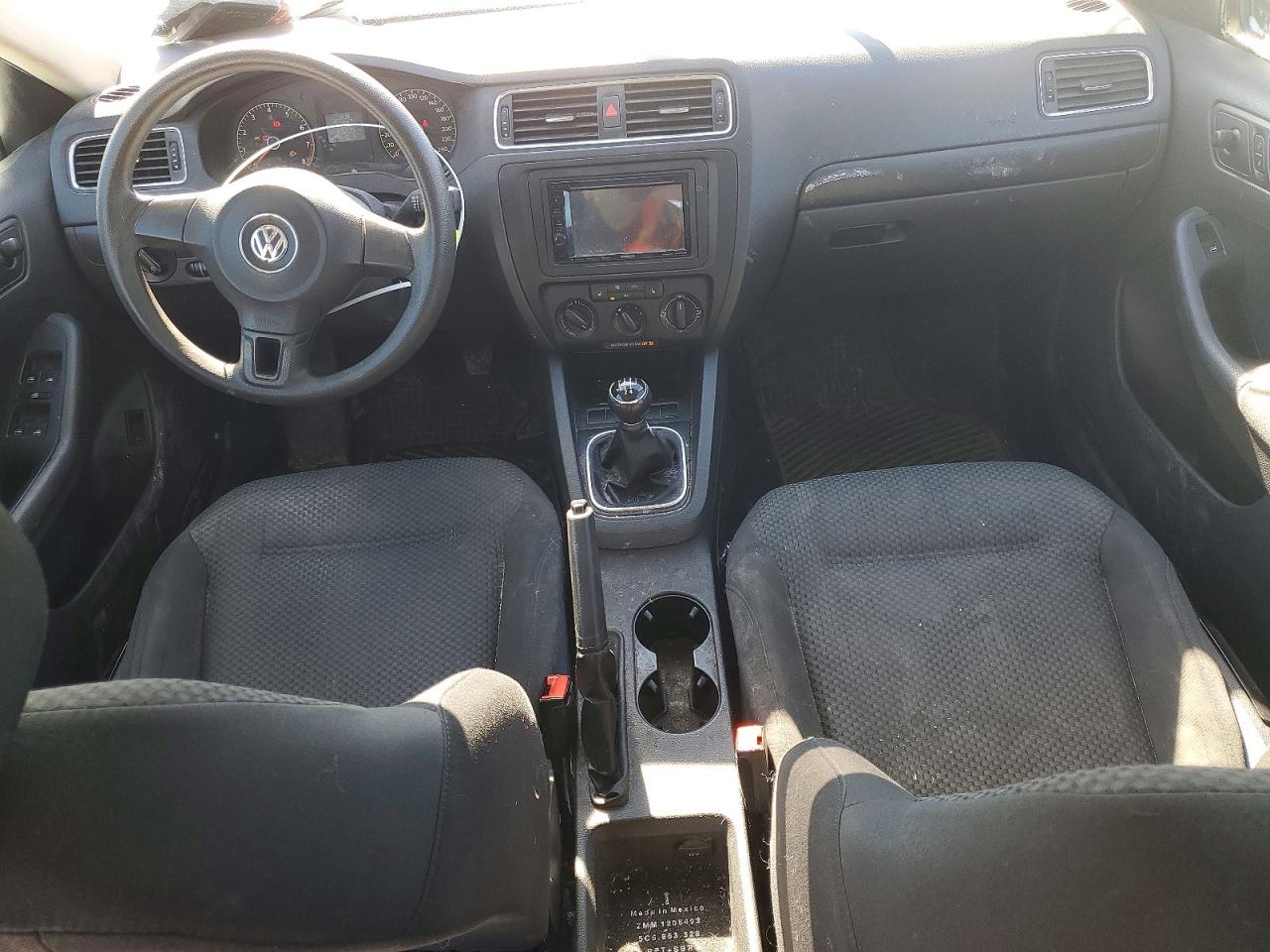 2012 VOLKSWAGEN JETTA BASE photo 8