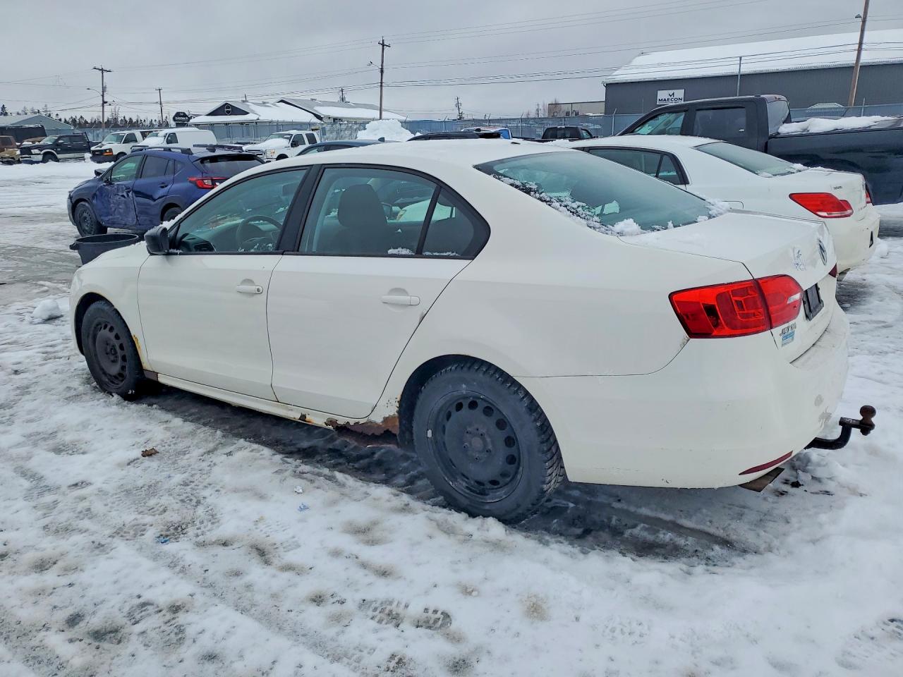 2012 VOLKSWAGEN JETTA BASE photo 2