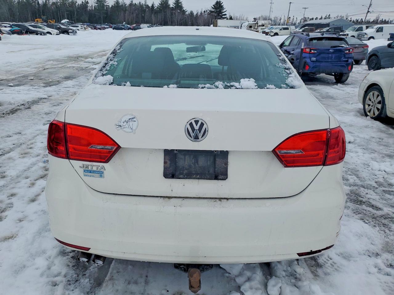 2012 VOLKSWAGEN JETTA BASE photo 6