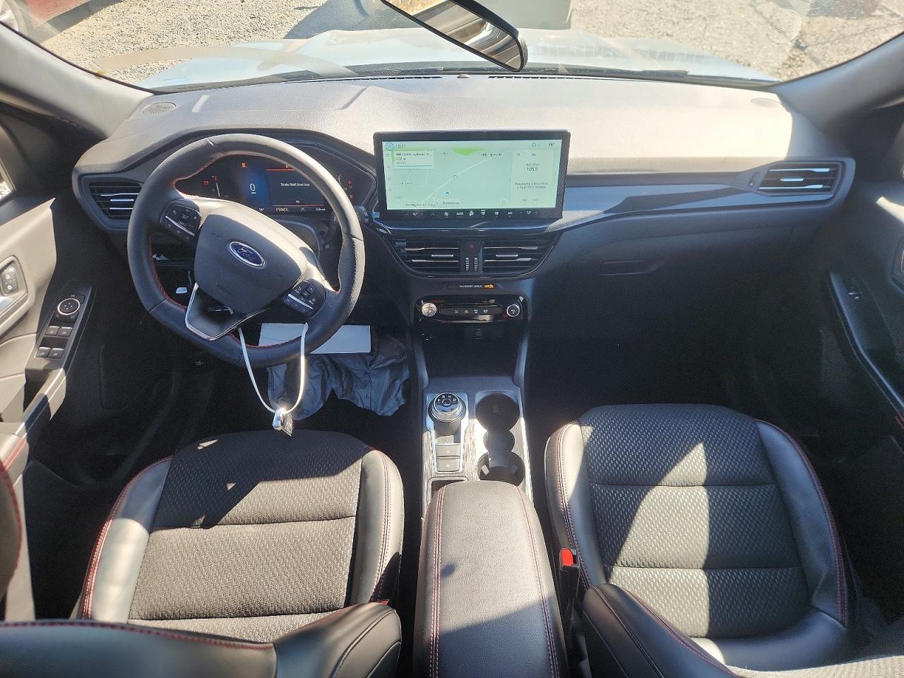 2025 FORD ESCAPE ST LINE photo 15