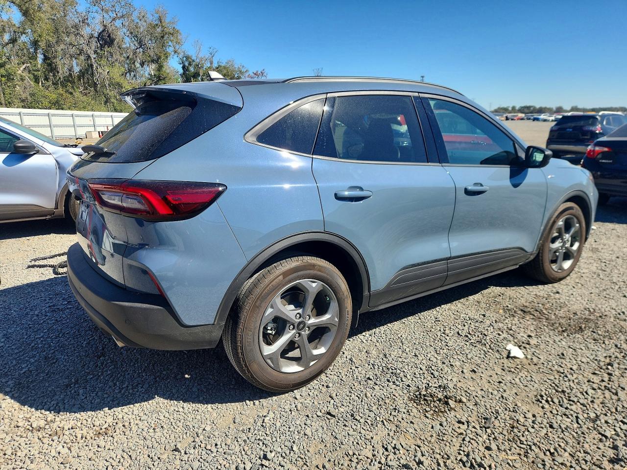 2025 FORD ESCAPE ST LINE photo 5