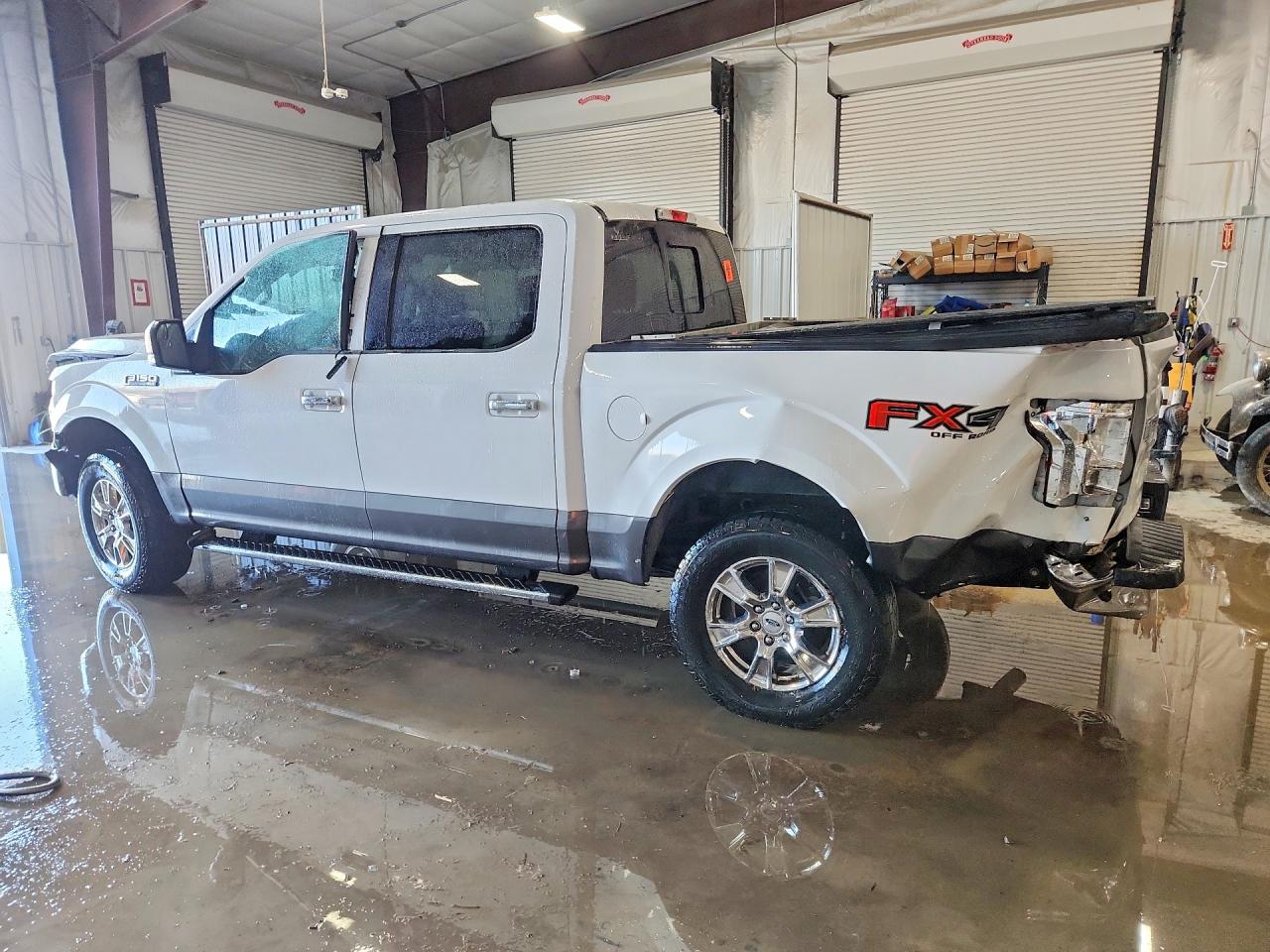 2017 FORD F150 SUPERCREW photo 2