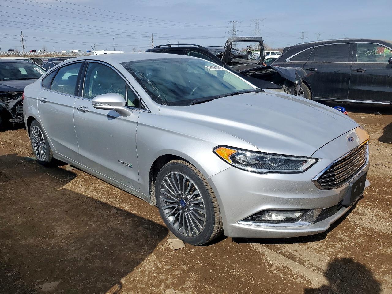 2018 FORD FUSION TITANIUM/PLATINUM HEV photo 4