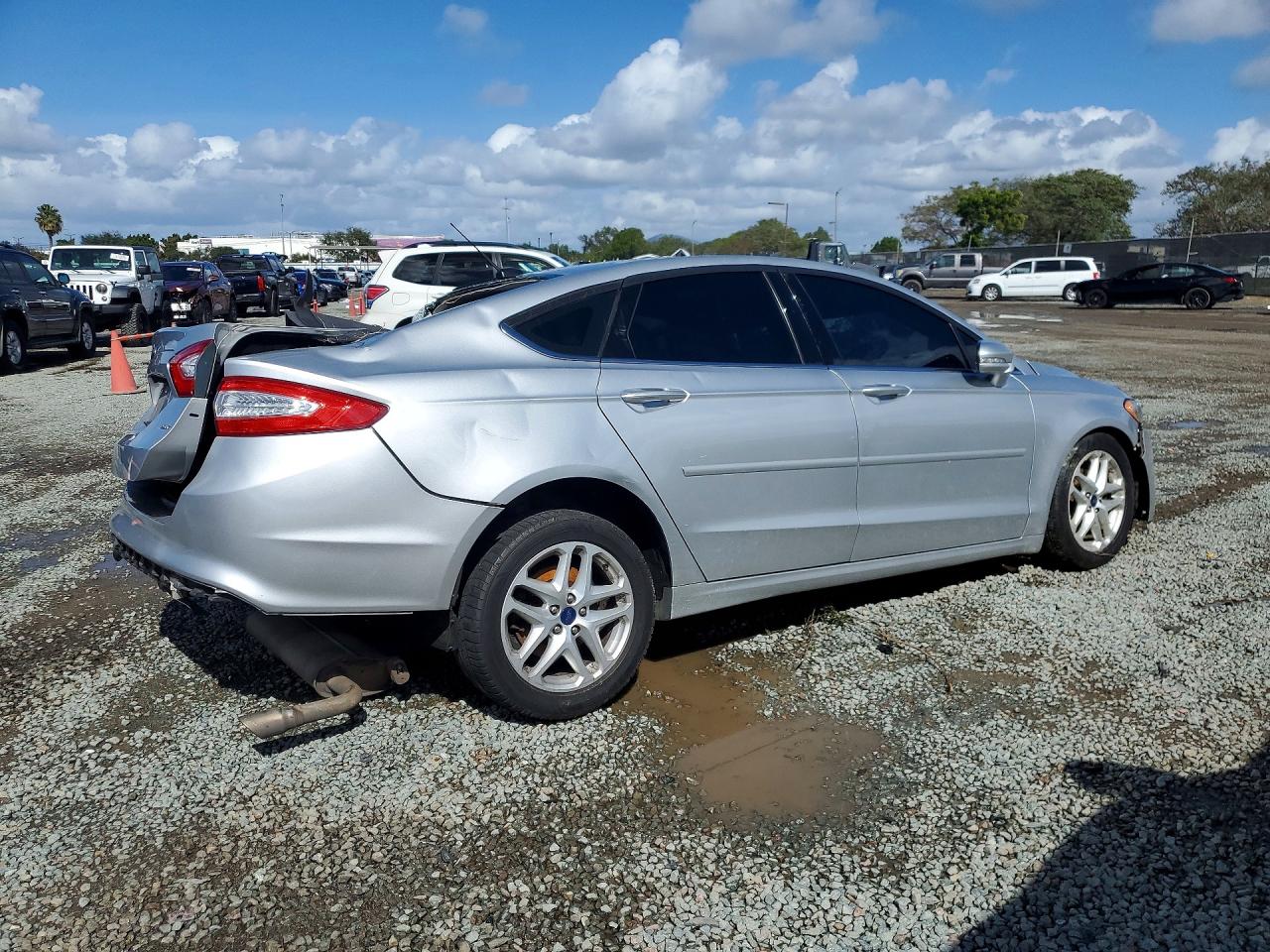 2016 FORD FUSION SE photo 7