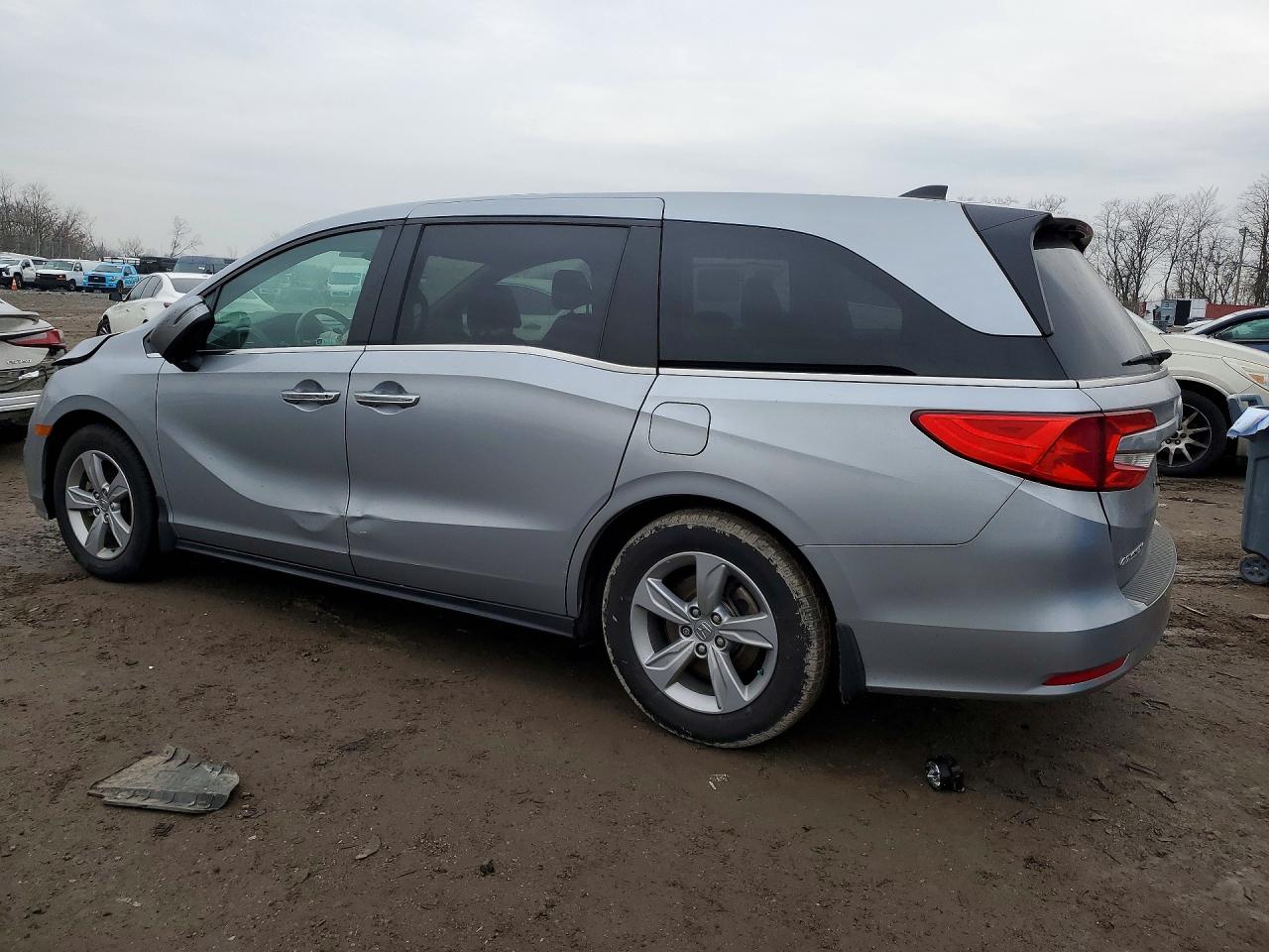 2019 HONDA ODYSSEY EXL photo 2