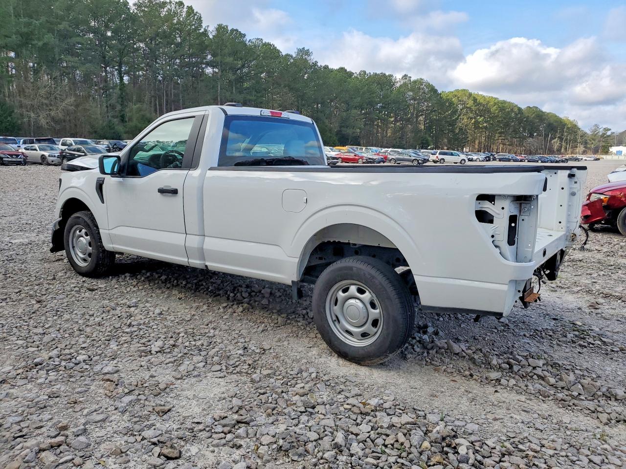 2024 FORD F150 XL photo 3