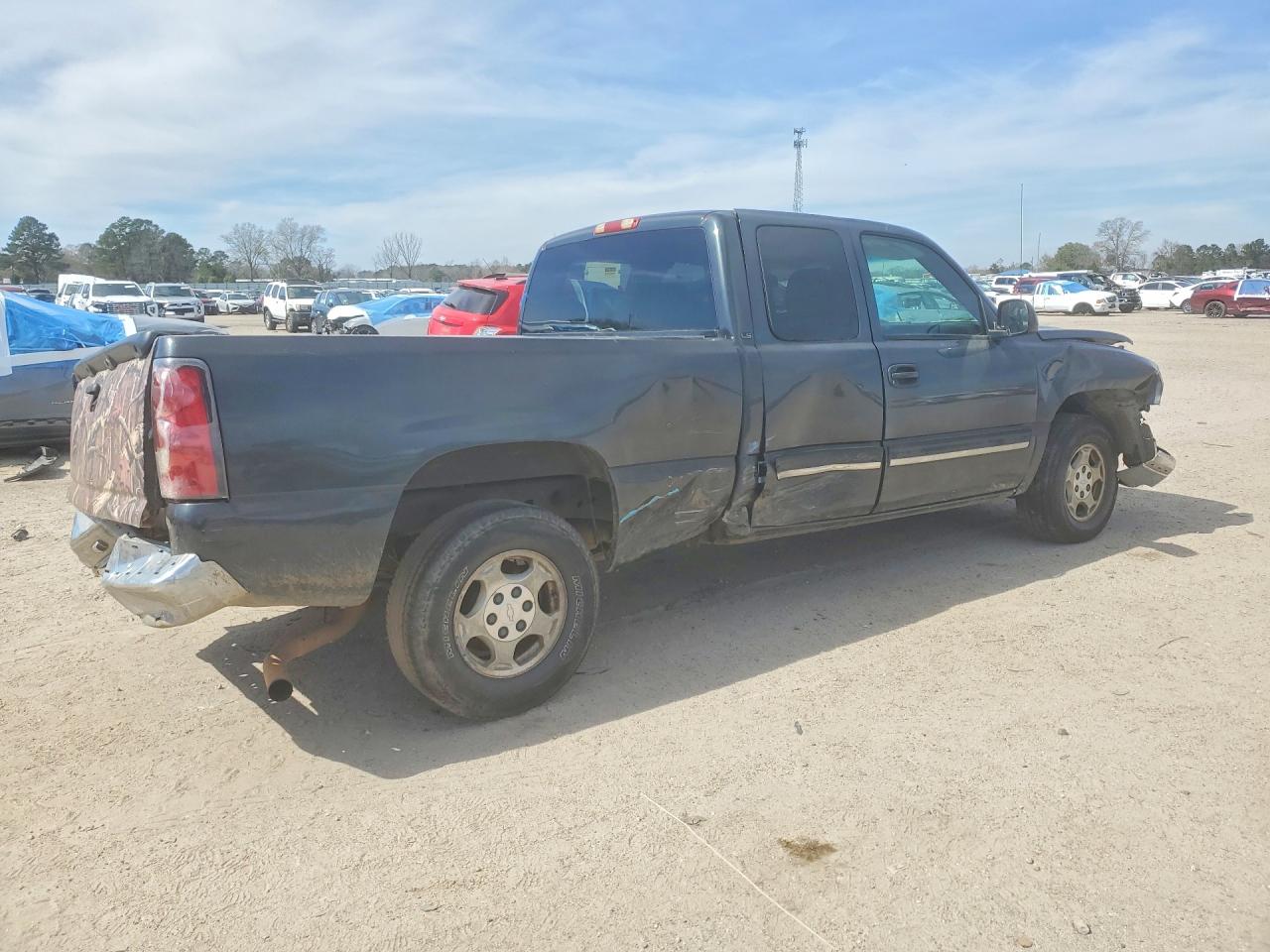 2003 CHEVROLET SILVERADO C1500 photo 5
