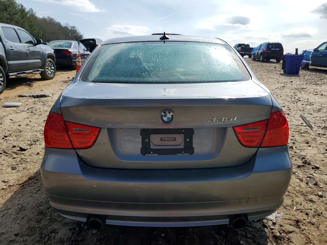 2011 BMW 335 I photo 11