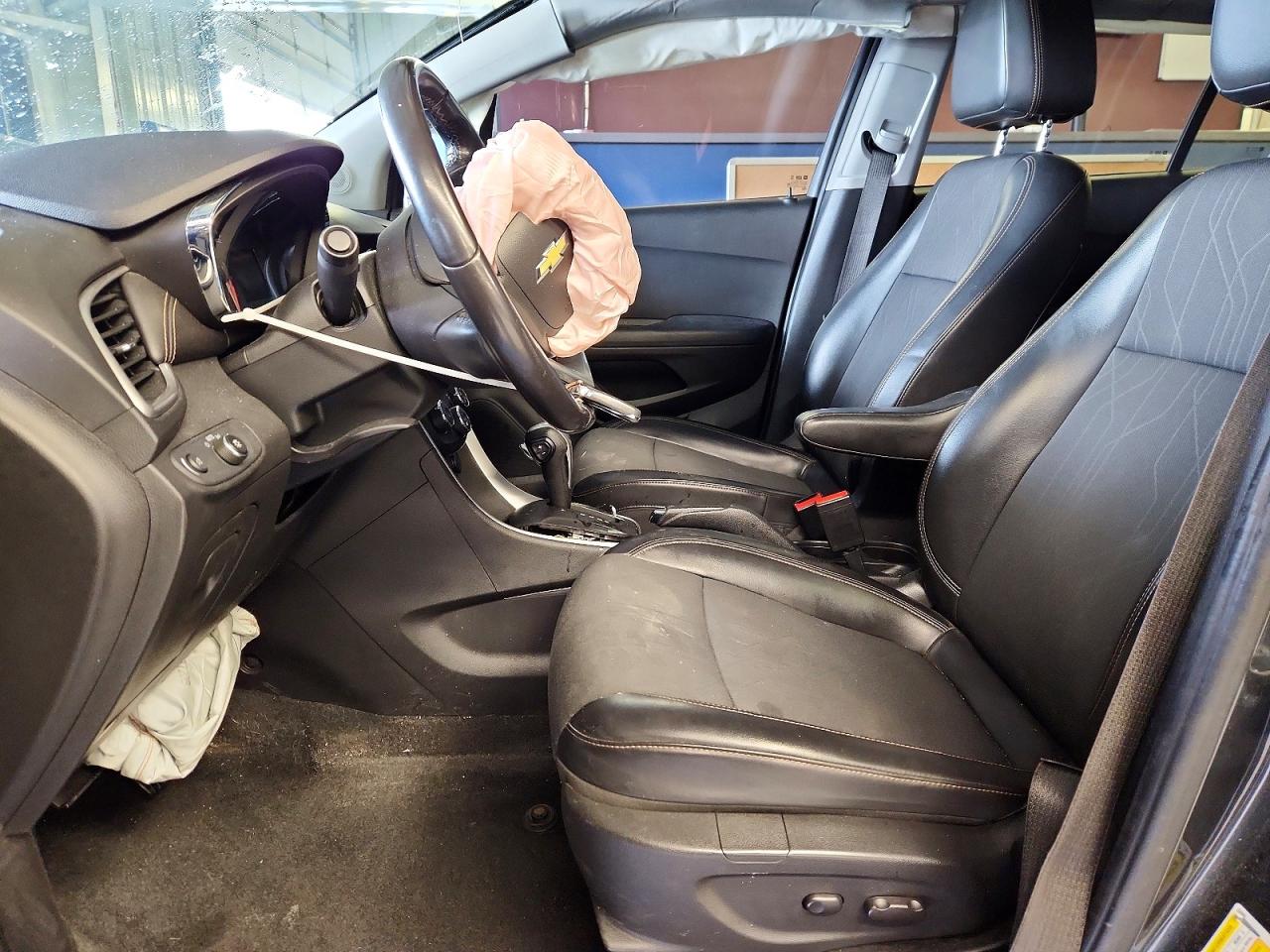 2018 CHEVROLET TRAX 1LT photo 19