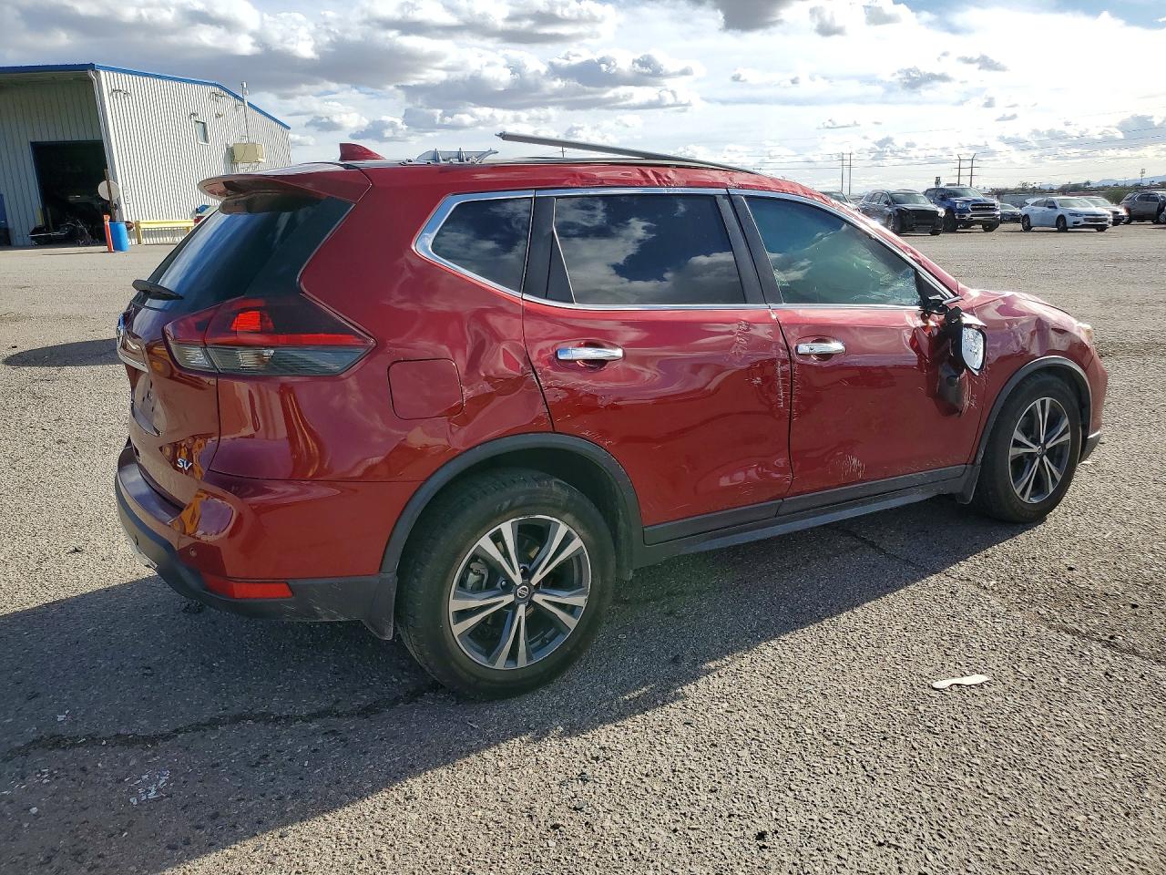 2019 NISSAN ROGUE S photo 3