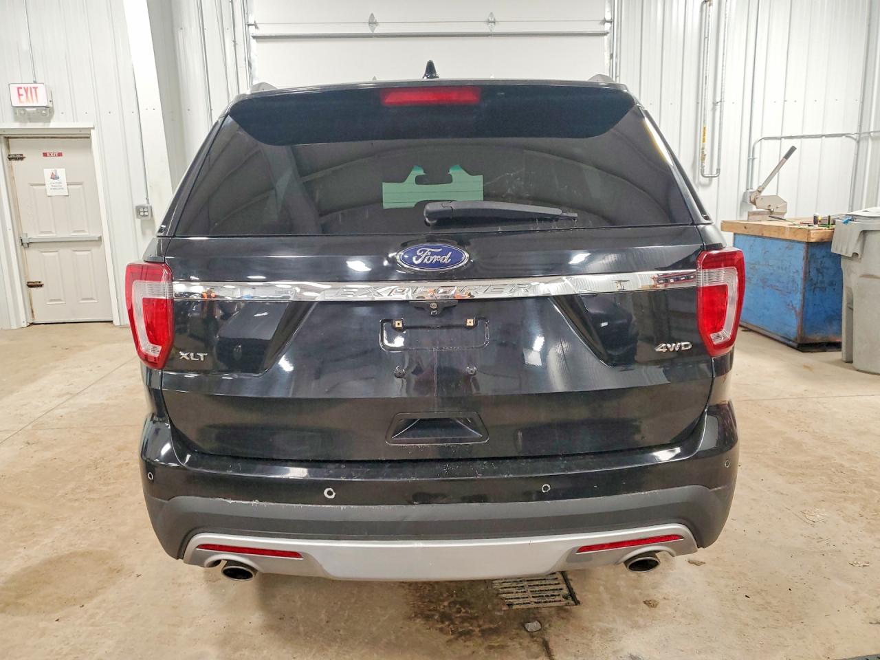 2016 FORD EXPLORER XLT photo 11