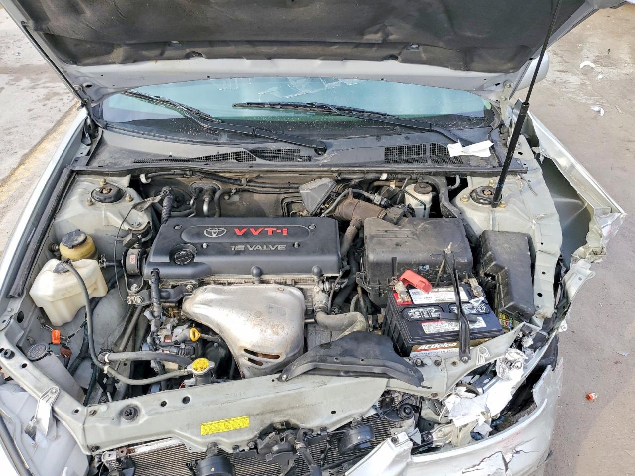 2004 TOYOTA CAMRY LE photo 21