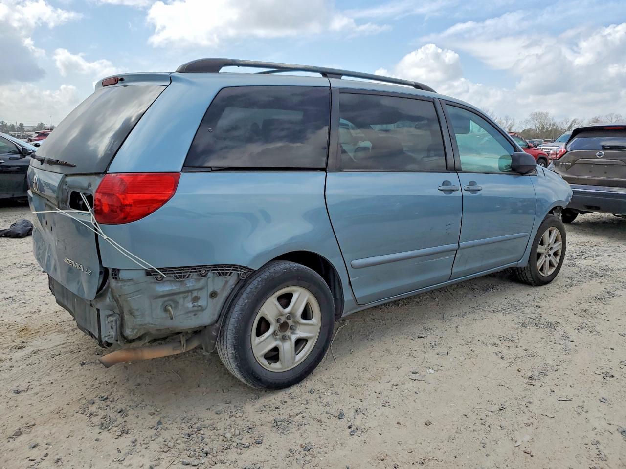 2006 TOYOTA SIENNA LE 7 PASSENGER photo 5