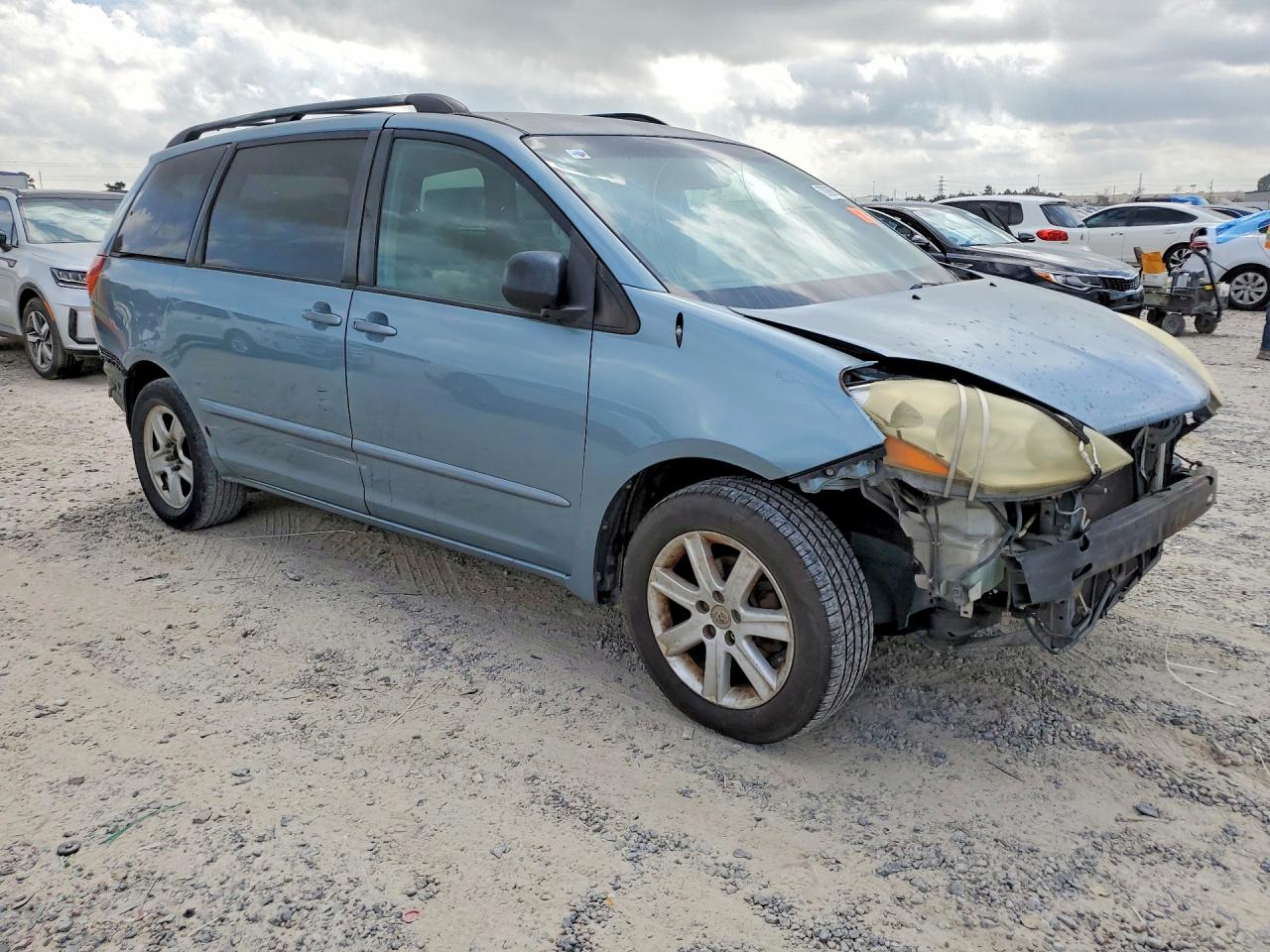 2006 TOYOTA SIENNA LE 7 PASSENGER photo 7
