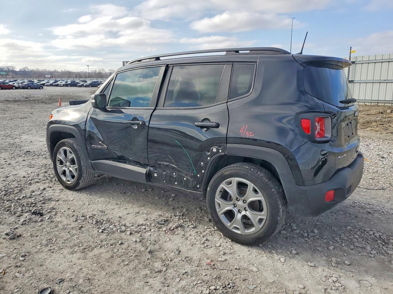 2020 JEEP RENEGADE LIMITED photo 4