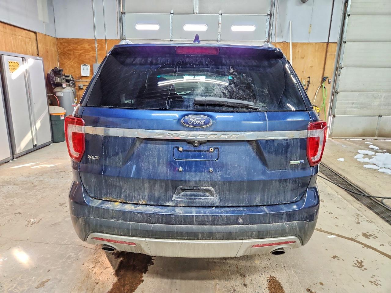 2016 FORD EXPLORER XLT photo 6