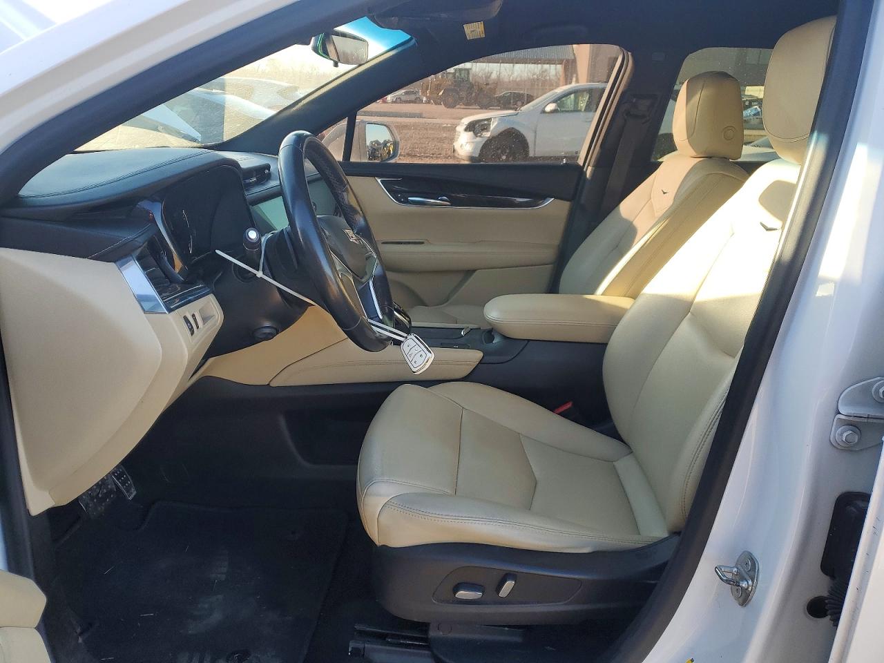 2019 CADILLAC XT5 photo 7