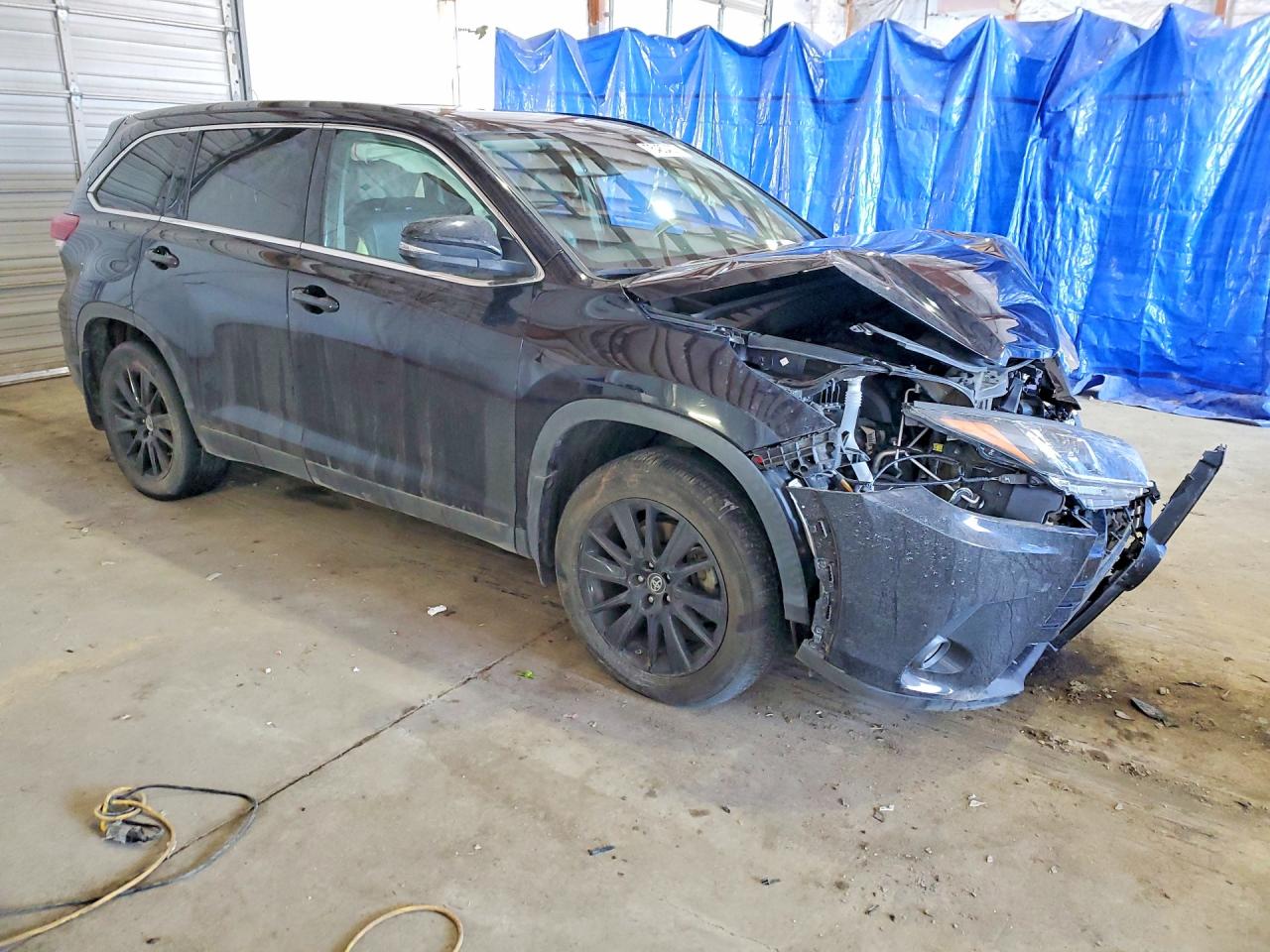 2019 TOYOTA HIGHLANDER SE photo 10