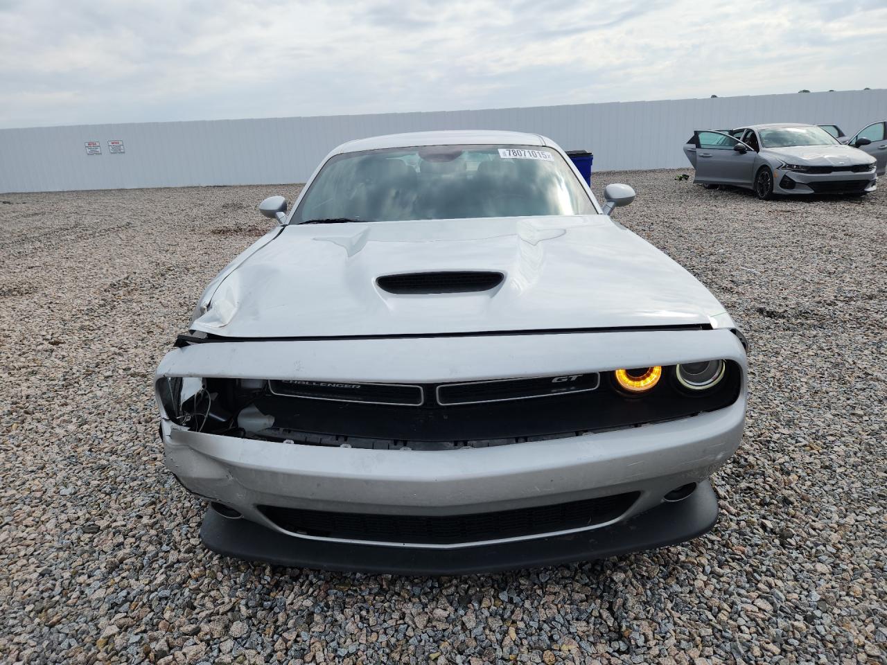2022 DODGE CHALLENGER GT photo 9
