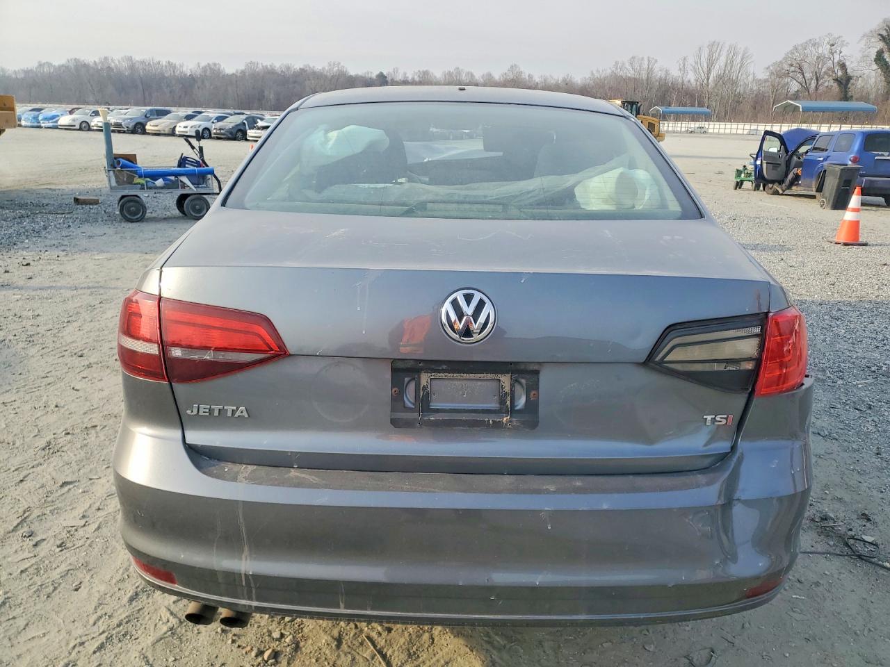2016 VOLKSWAGEN JETTA S photo 6