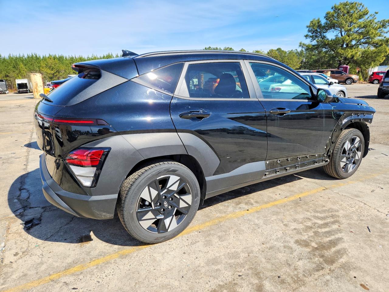 2024 HYUNDAI KONA SEL photo 3