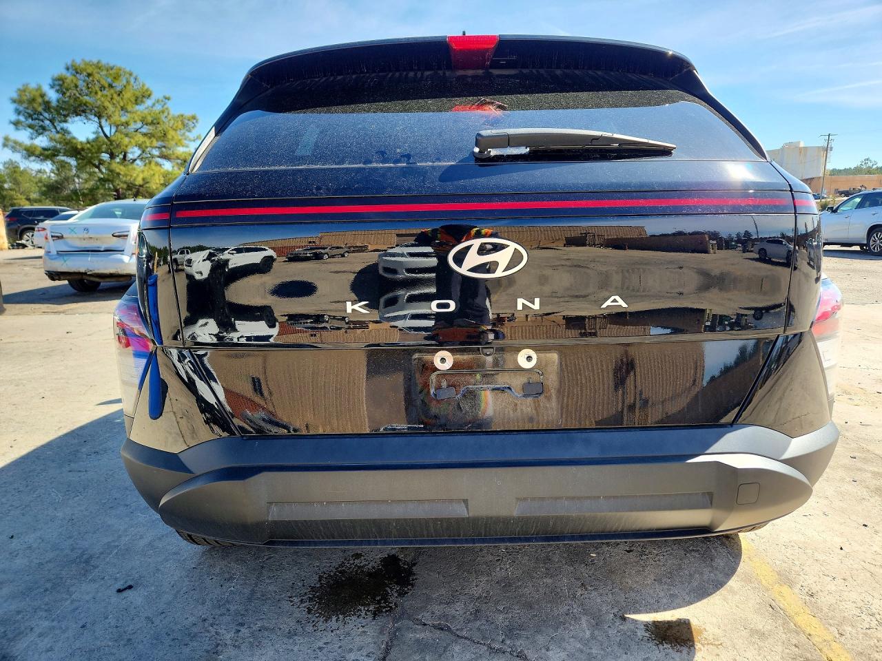 2024 HYUNDAI KONA SEL photo 6