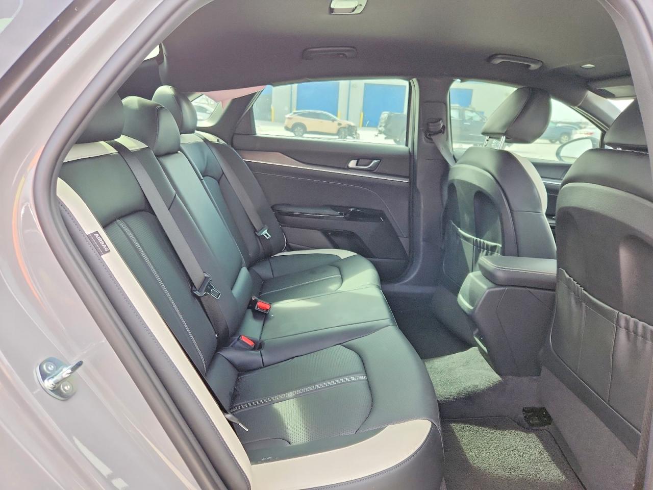 2025 KIA K5 photo 10