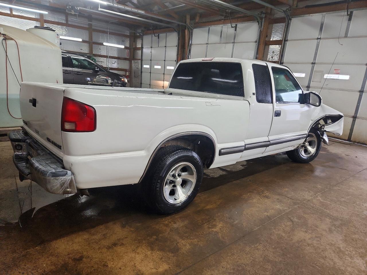 2001 CHEVROLET S TRUCK S10 photo 5