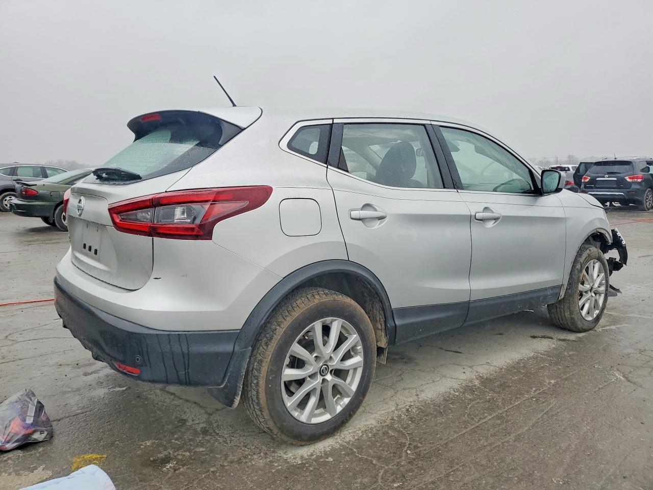 2020 NISSAN ROGUE SPORT S photo 5