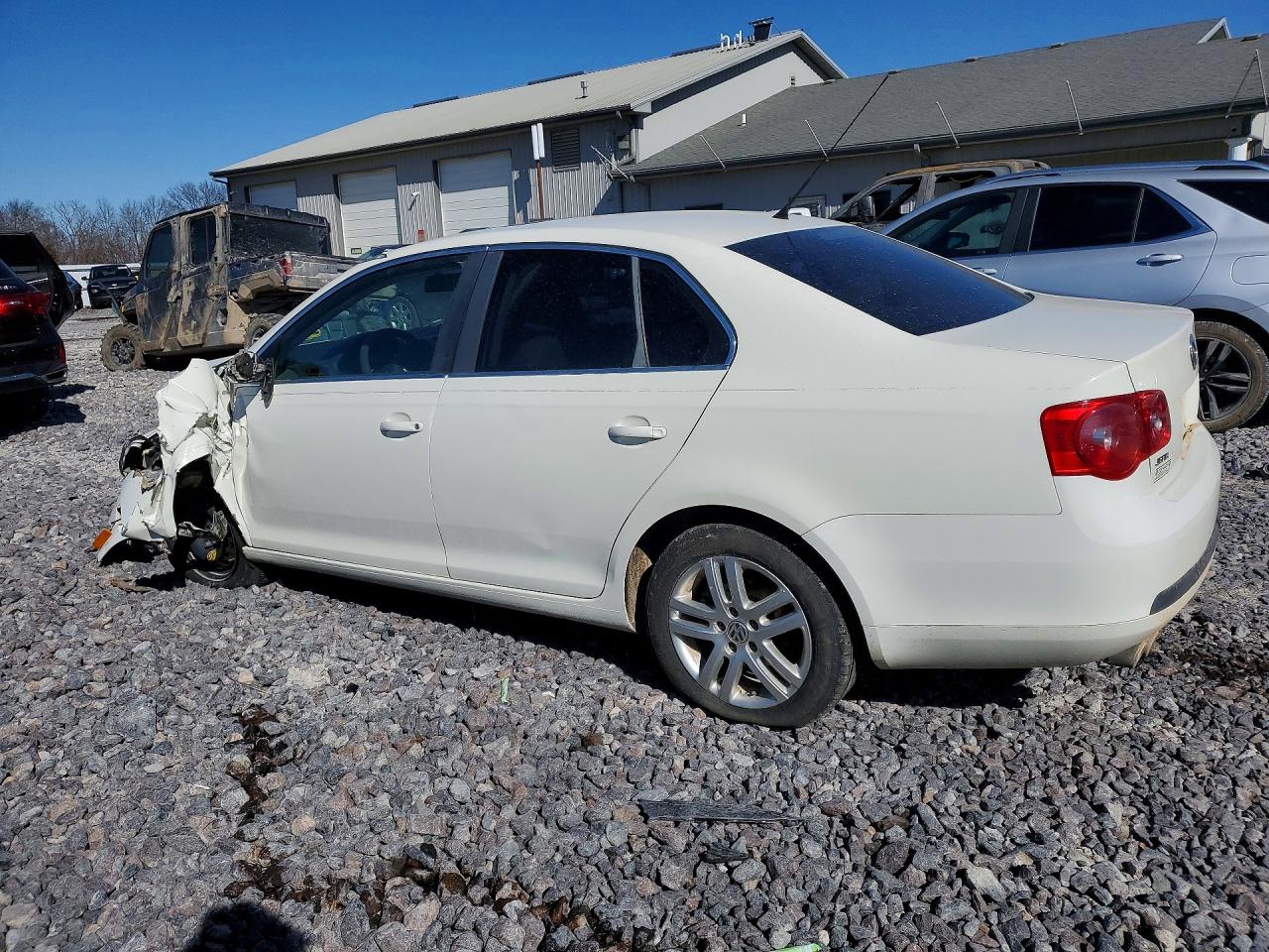 2007 VOLKSWAGEN JETTA WOLFSBURG photo 3