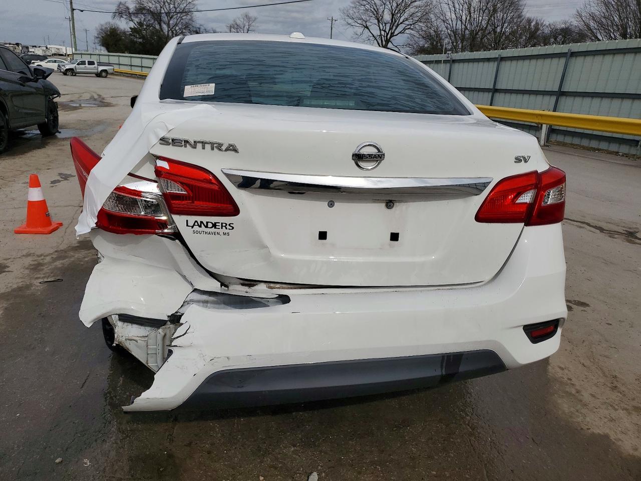 2019 NISSAN SENTRA SV photo 6