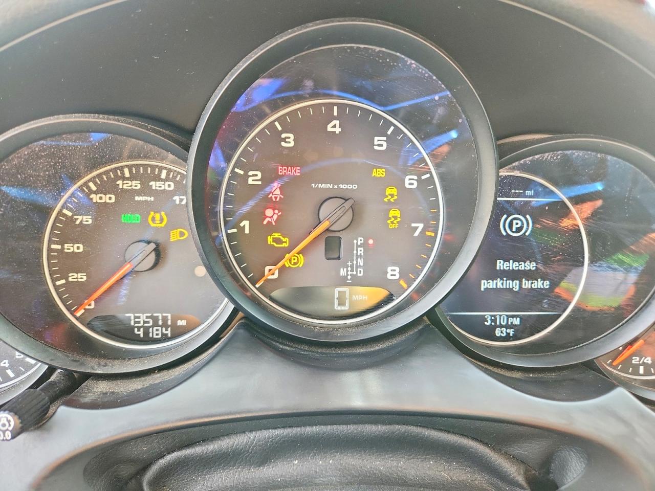 2018 PORSCHE CAYENNE photo 9
