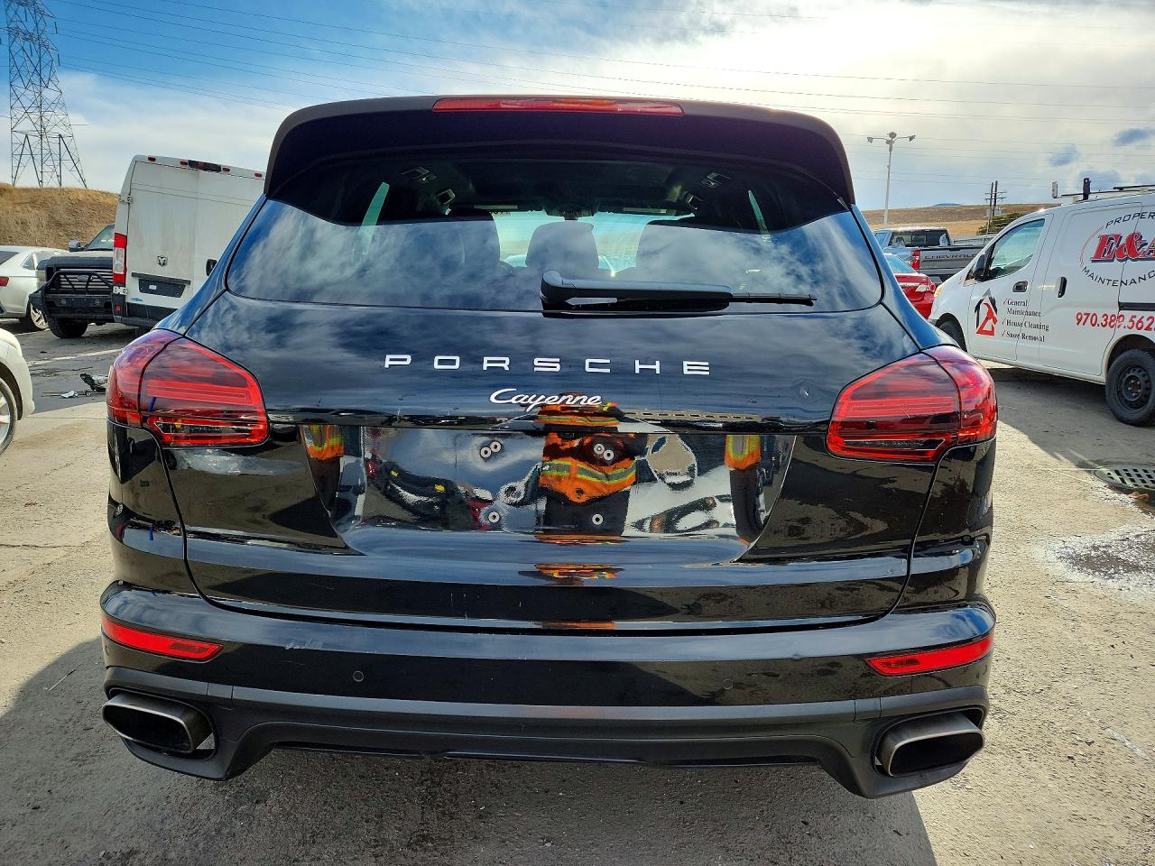 2018 PORSCHE CAYENNE photo 6