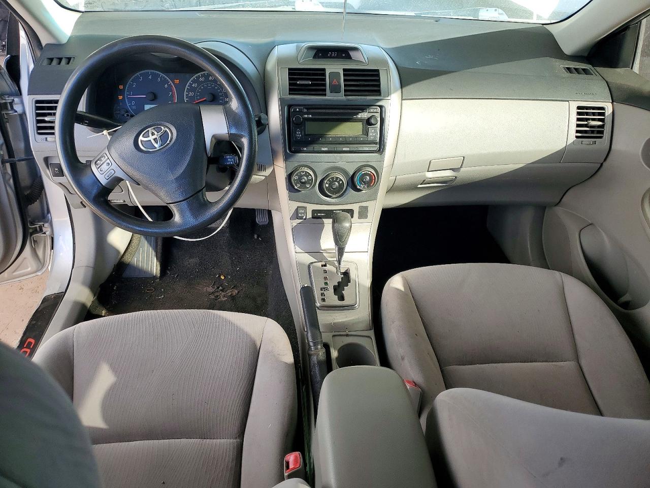 2012 TOYOTA COROLLA BASE photo 15