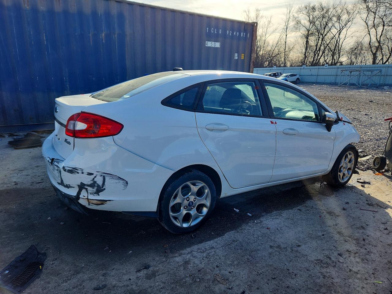 2012 FORD FIESTA SEL photo 3
