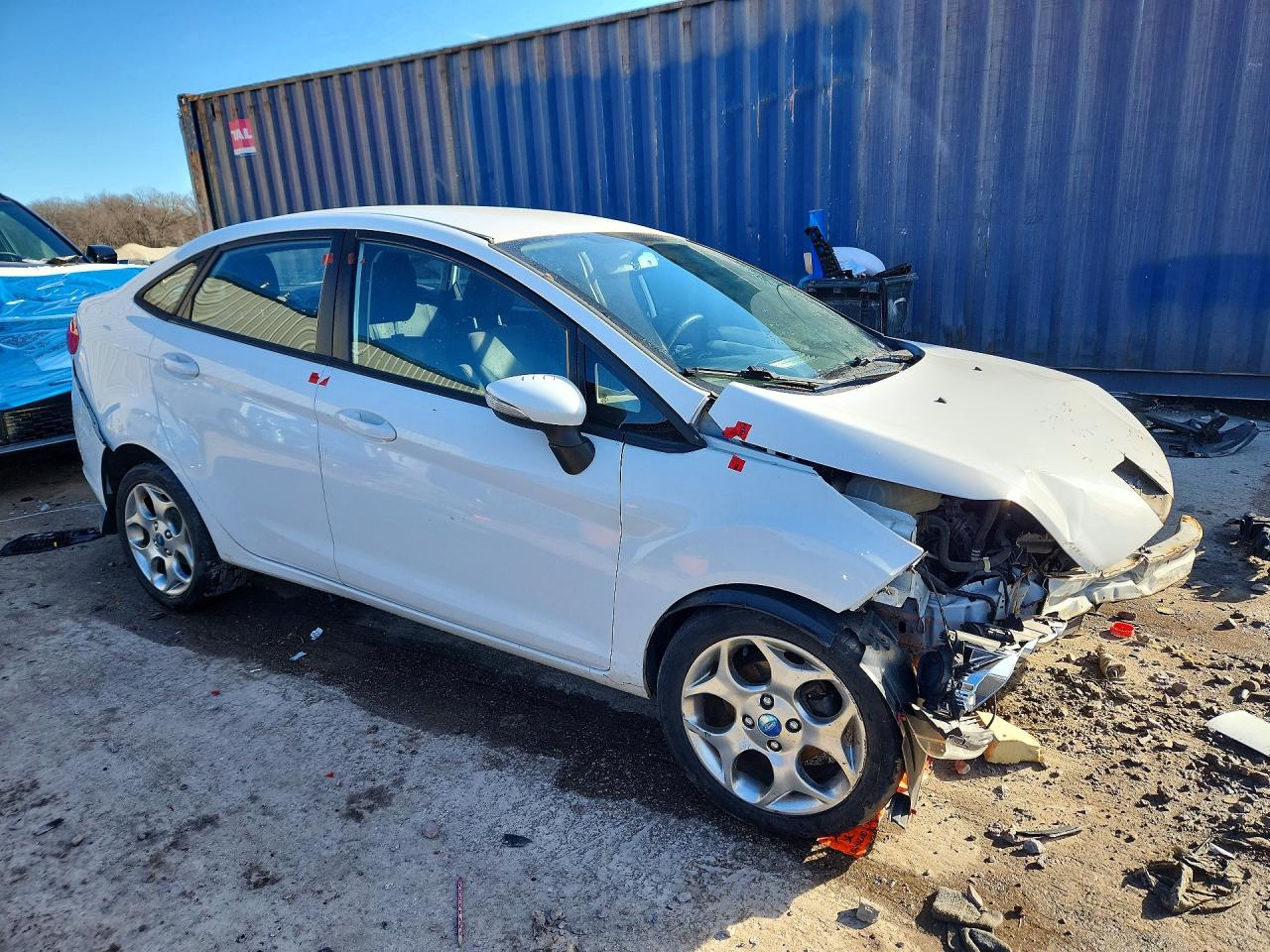 2012 FORD FIESTA SEL photo 4