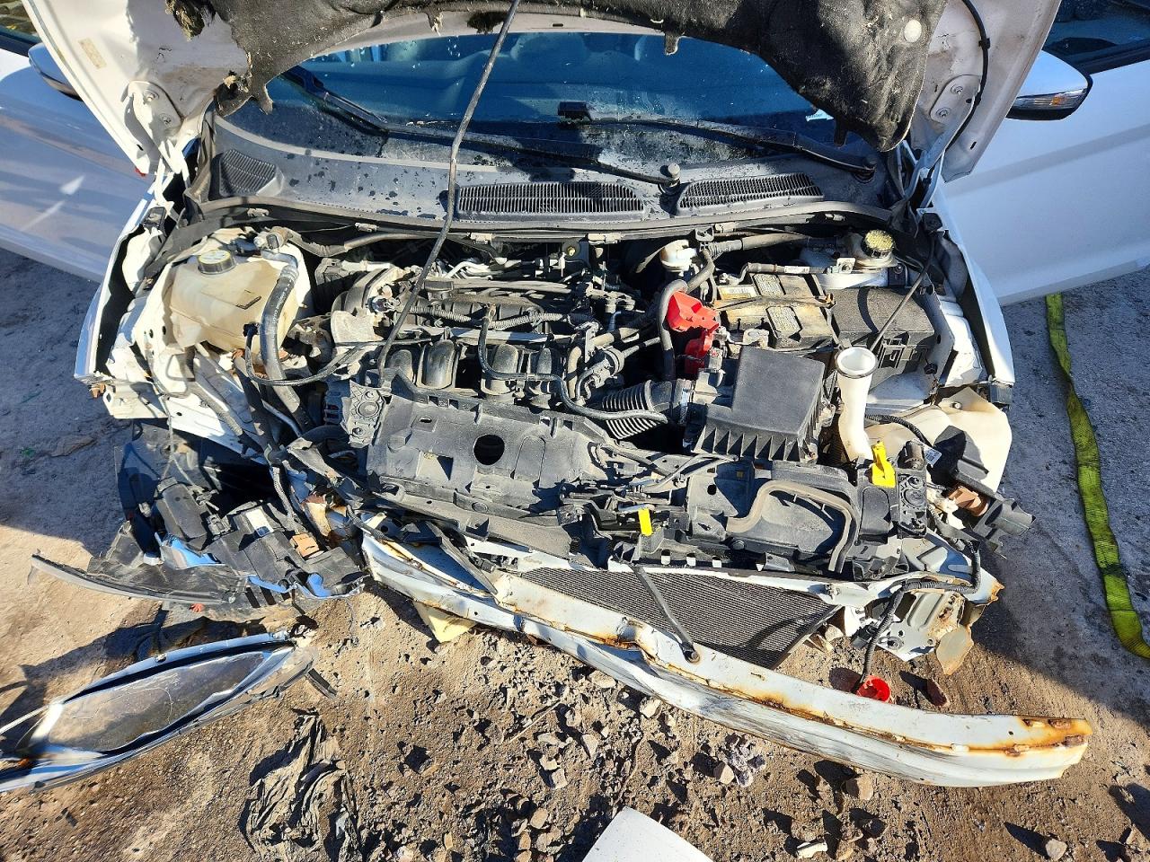 2012 FORD FIESTA SEL photo 11
