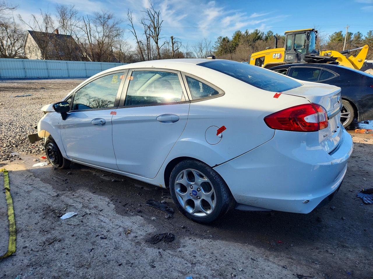 2012 FORD FIESTA SEL photo 2