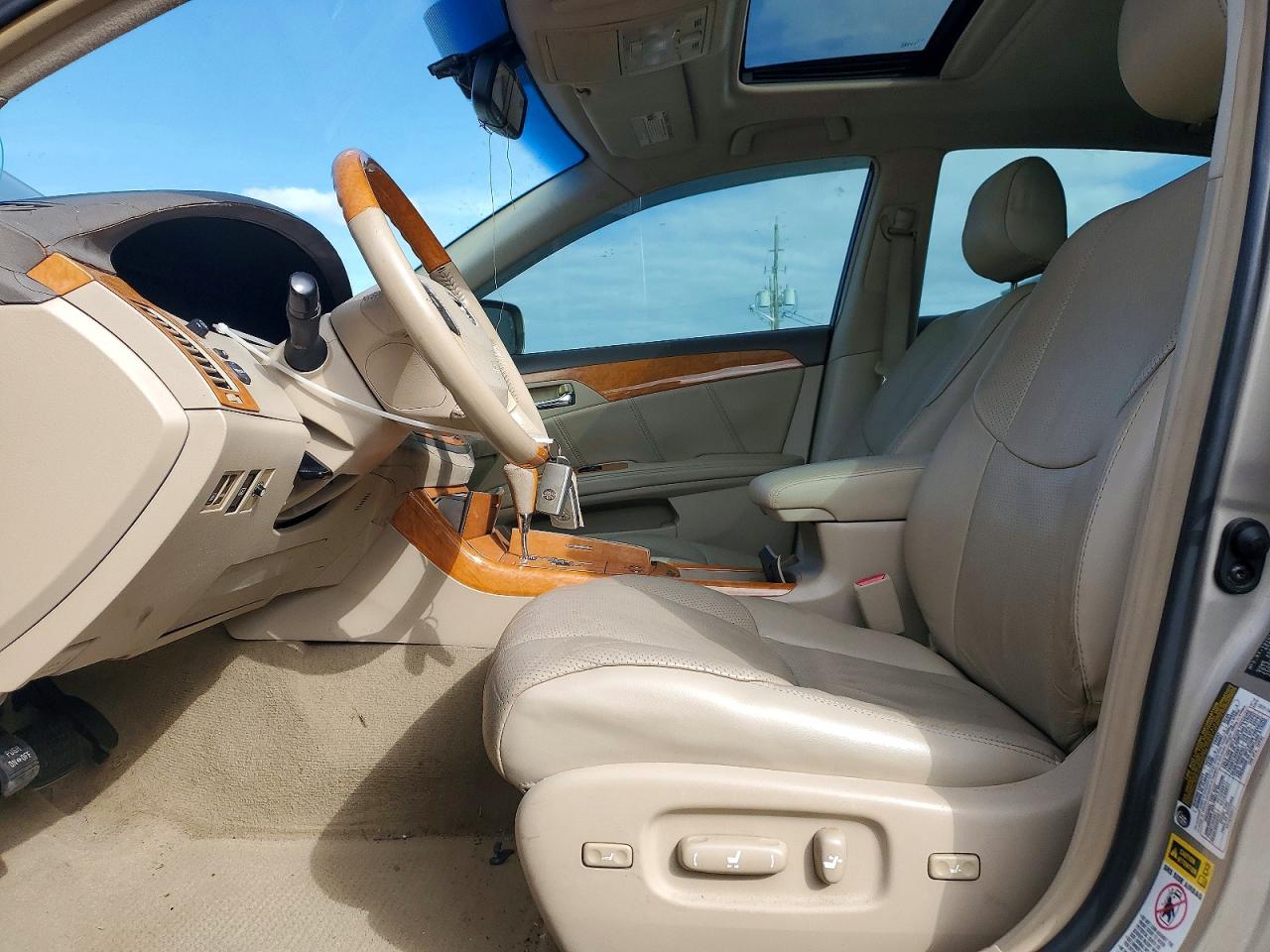 2006 TOYOTA AVALON photo 7